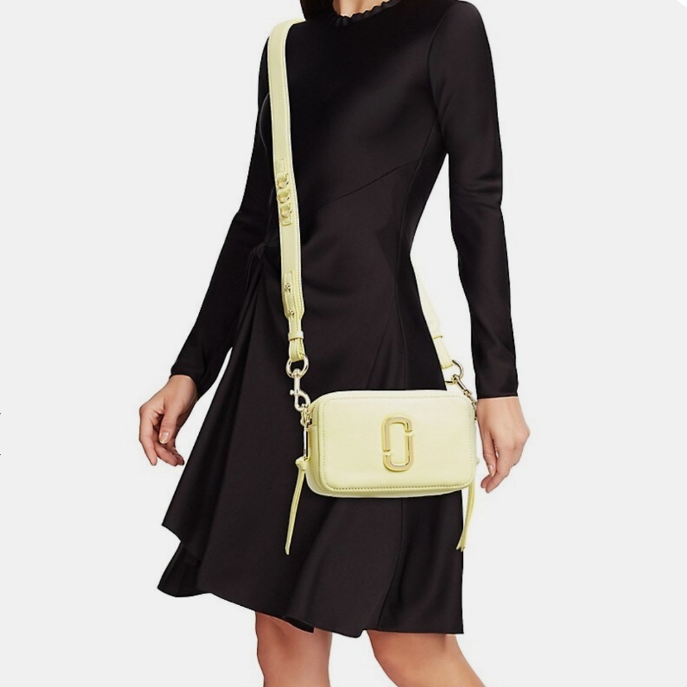 Marc Jacobs The Softshot 21 Leather Crossbody